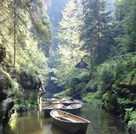 Beautiful, Quiet In The Boehm Switzerland Apartamento Bynovec